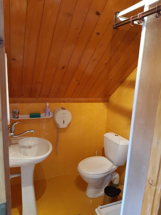 Pokój Dwuosobowy z balkonem i widokiem na jezioro